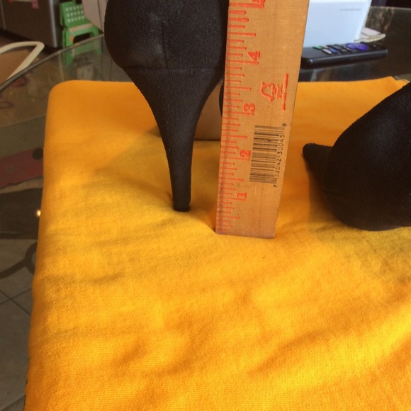 Dolce Vita OnDine Black Suede Boots Size 8.5, Pre-owned with box - Picture 13 of 13